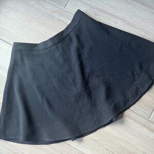 NWT Express Black Skater Skirt with Back Zipper Size 6